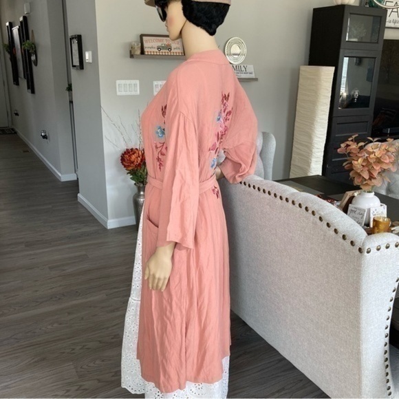 💋 Xhilaration coral peach kimono robe 👘 tie long cardigan Embroidered floral - Picture 6 of 11